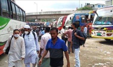 ঢাকামুখী শতাধিক বাস সিরাজগঞ্জে আটকে দিয়েছে পুলিশ