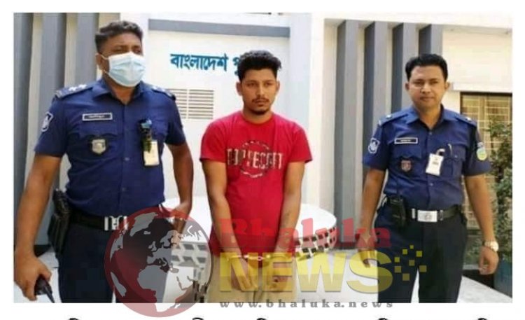 তালাক দেওয়ায় স্ত্রীকে প্রকাশ্যে ছুরিকাঘাত, স্বামী শাকিল আহমেদকে গ্রেপ্তার করেছে কোতোয়ালী মডেল থানা পুলিশ 